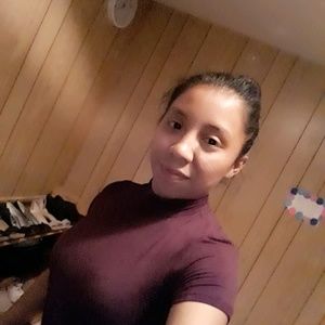 Meet your Posher, Jhoana